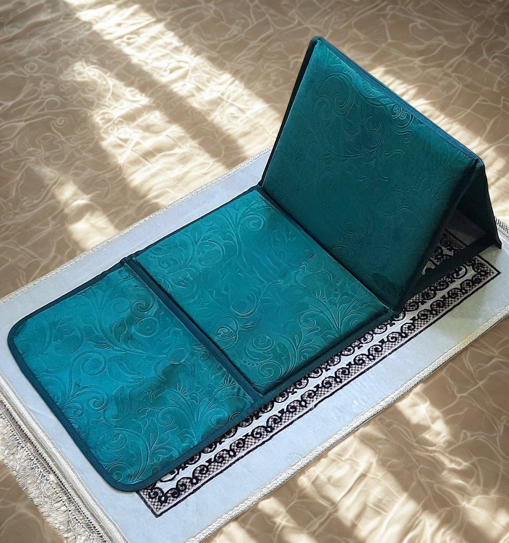 سجادة الصلاة بمسند الظهر