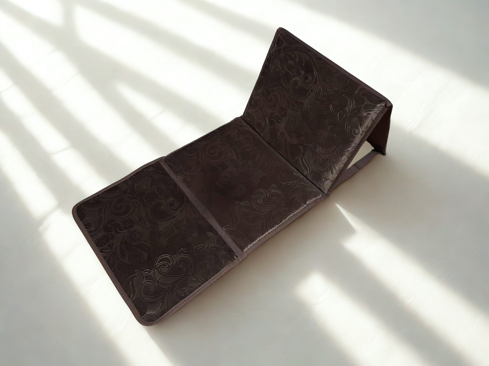 سجادة الصلاة بمسند الظهر